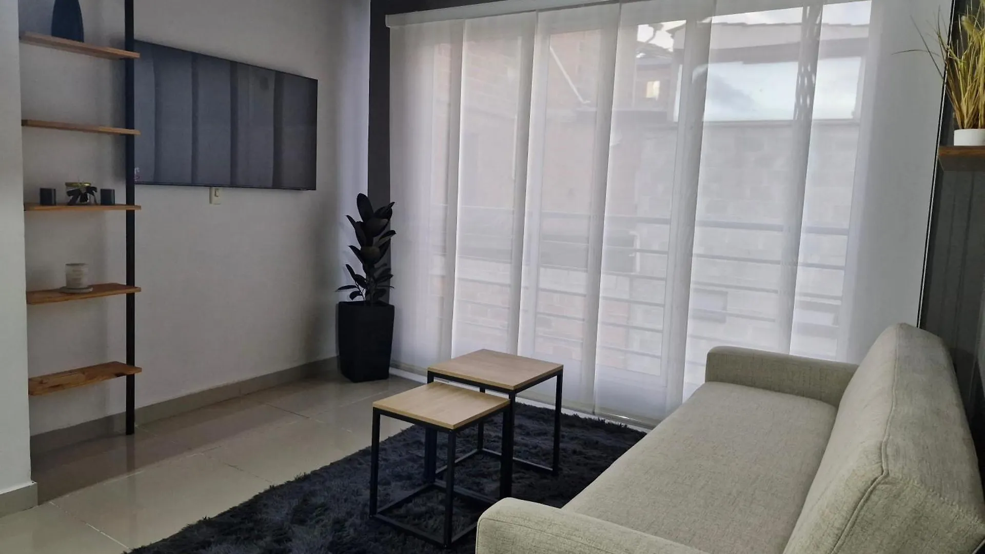 302 Apartamento Completo En Medellin 0*,