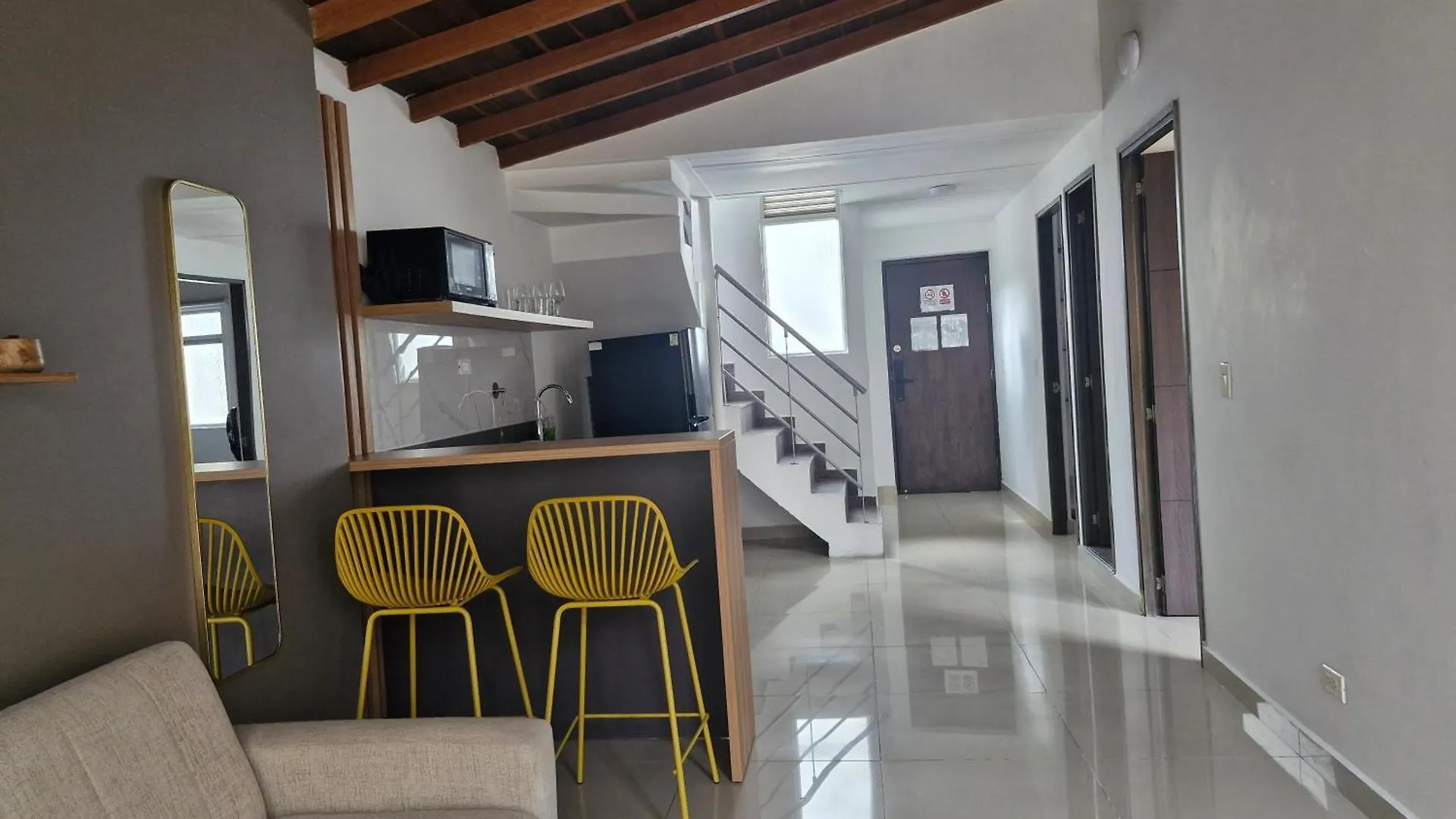 302 Apartamento Completo En Medellin Colombia