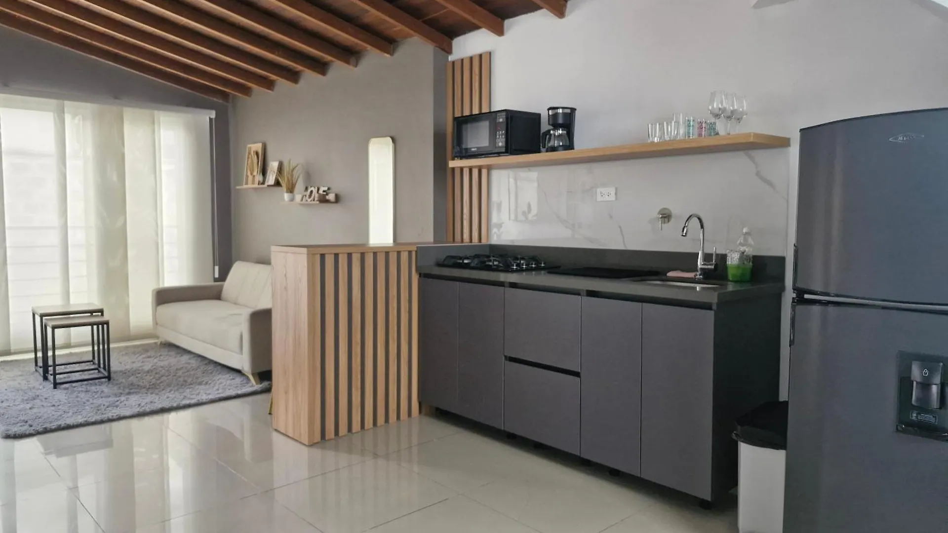 302 Apartamento Completo En Medellin