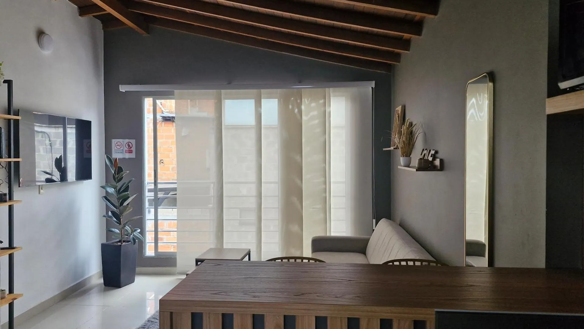Apartment 302 Apartamento Completo En Medellin Colombia
